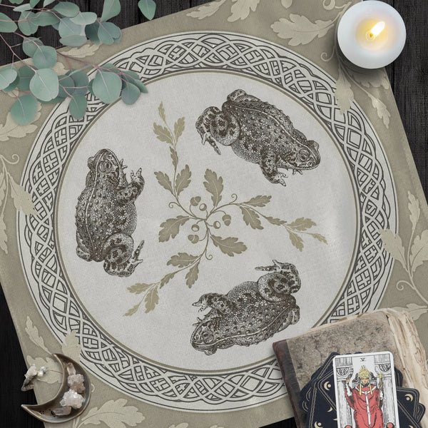a picture of a plate with some animals on it
